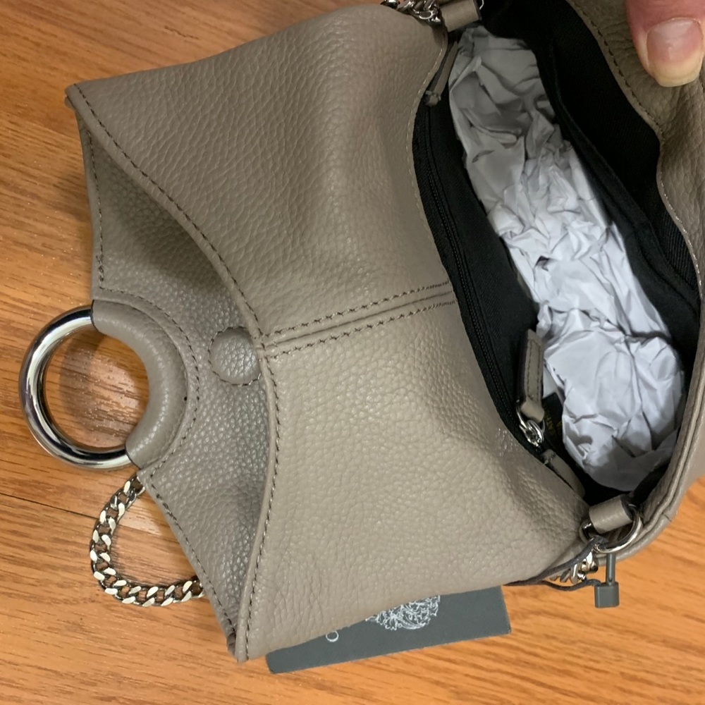 Authentic Vince Camuto pebbled leather chain Crosb - Picture 7 of 8